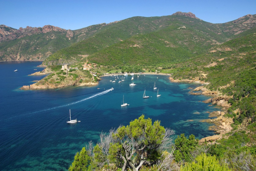 Téléchargez notre guide de croisière Téléchargez notre guide de croisière