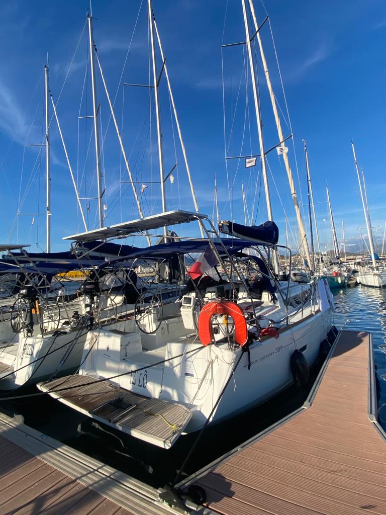 IZ'LÔ - SUN ODYSSEY 389 - 2020 3 cabines 1 sbd IZ'LÔ - SUN ODYSSEY 389 - 2020 3 cabines 1 sbd