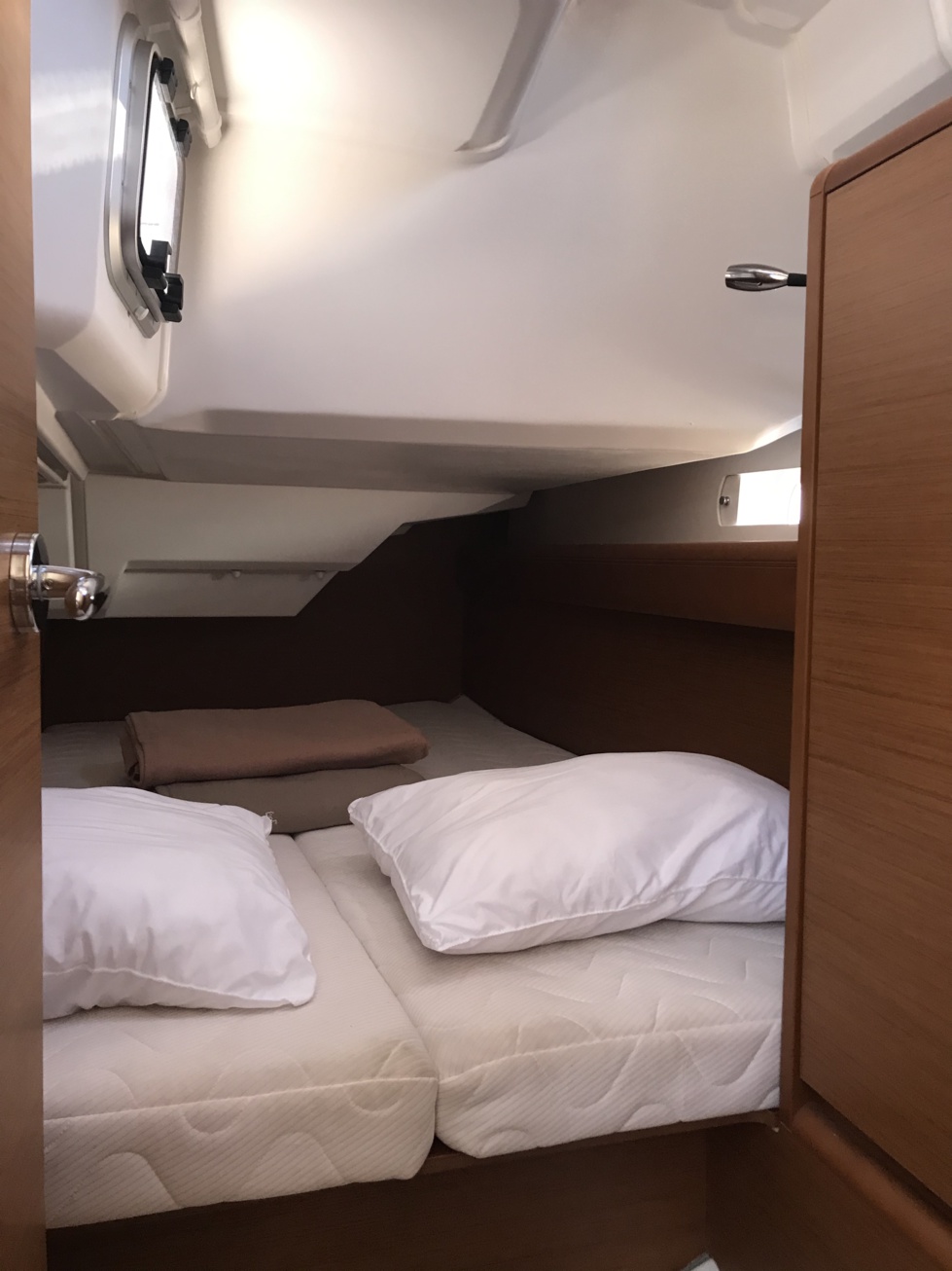 IZ'LÔ - SUN ODYSSEY 389 - 2020 3 cabines 1 sbd IZ'LÔ - SUN ODYSSEY 389 - 2020 3 cabines 1 sbd