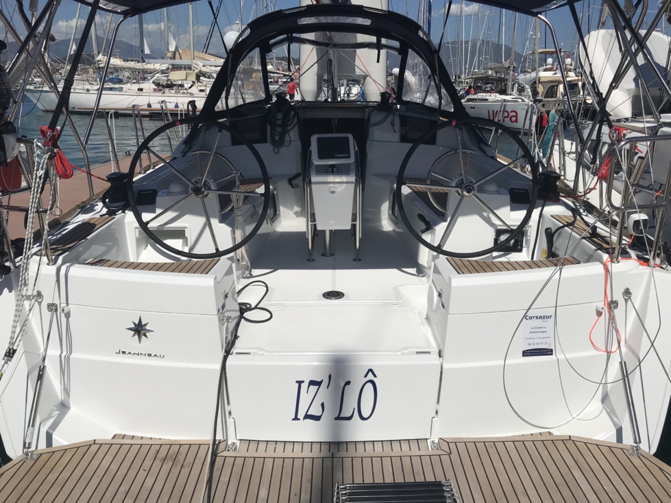 IZ'LÔ - SUN ODYSSEY 389 - 2020  3 cabines  1 sbd