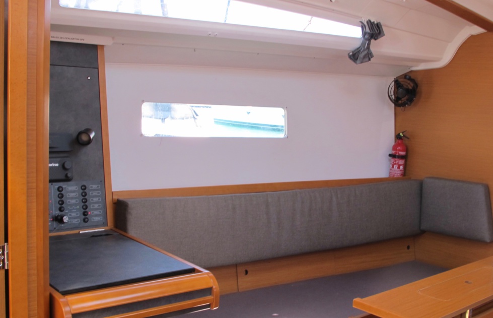 NANOUK - SUN ODYSSEY 349 - 2022 - 3 cab + 1 sdb NANOUK - SUN ODYSSEY 349 - 2022 - 3 cab + 1 sdb