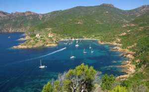 Téléchargez notre guide de croisière Téléchargez notre guide de croisière