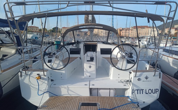 P'TIT LOUP, Sun Odyssey 410 - 2023 - 3 cabines + carré convertible + 2 sdb
