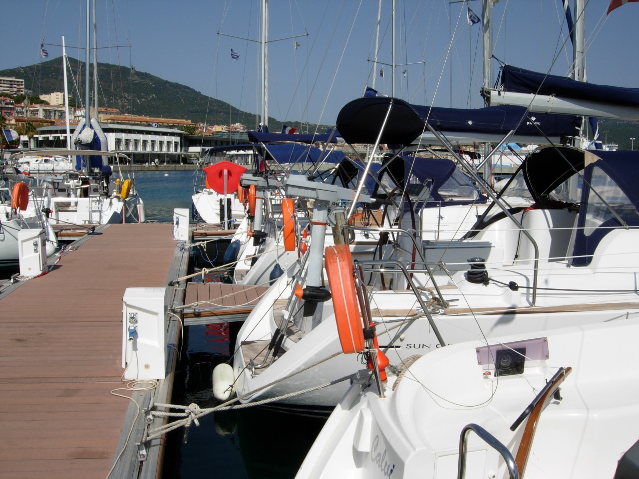 La flotte au ponton La flotte au ponton